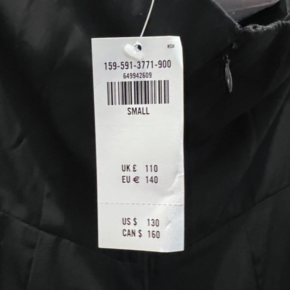 BNWT Abercrombie Black Halter Dress - Size Small - Picture 4 of 4